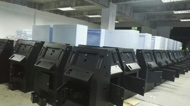 朗讀亭廠家內(nèi)部設備